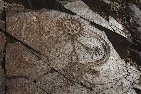 Tanbaly petroglyphs